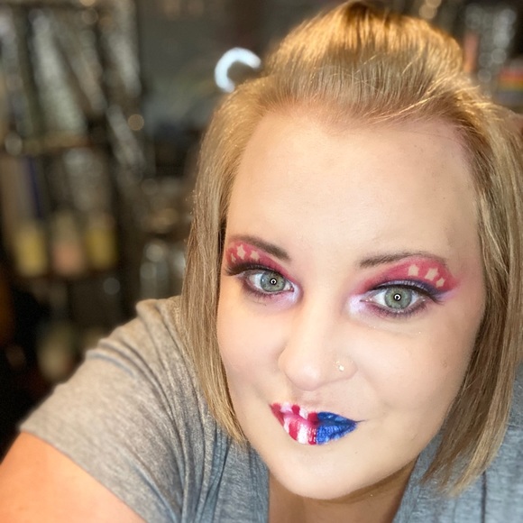 Meet your Posher, Sarah - Picture 3 of 5